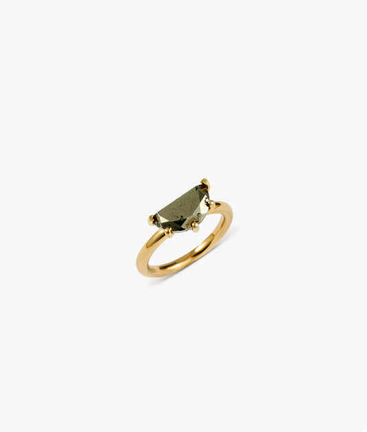 Pirita Half Cut Round Ring
