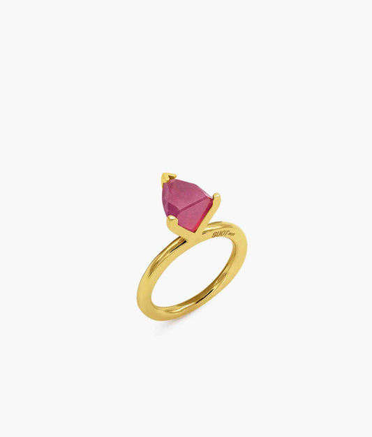 Anillo de rubí tratado Half Cut