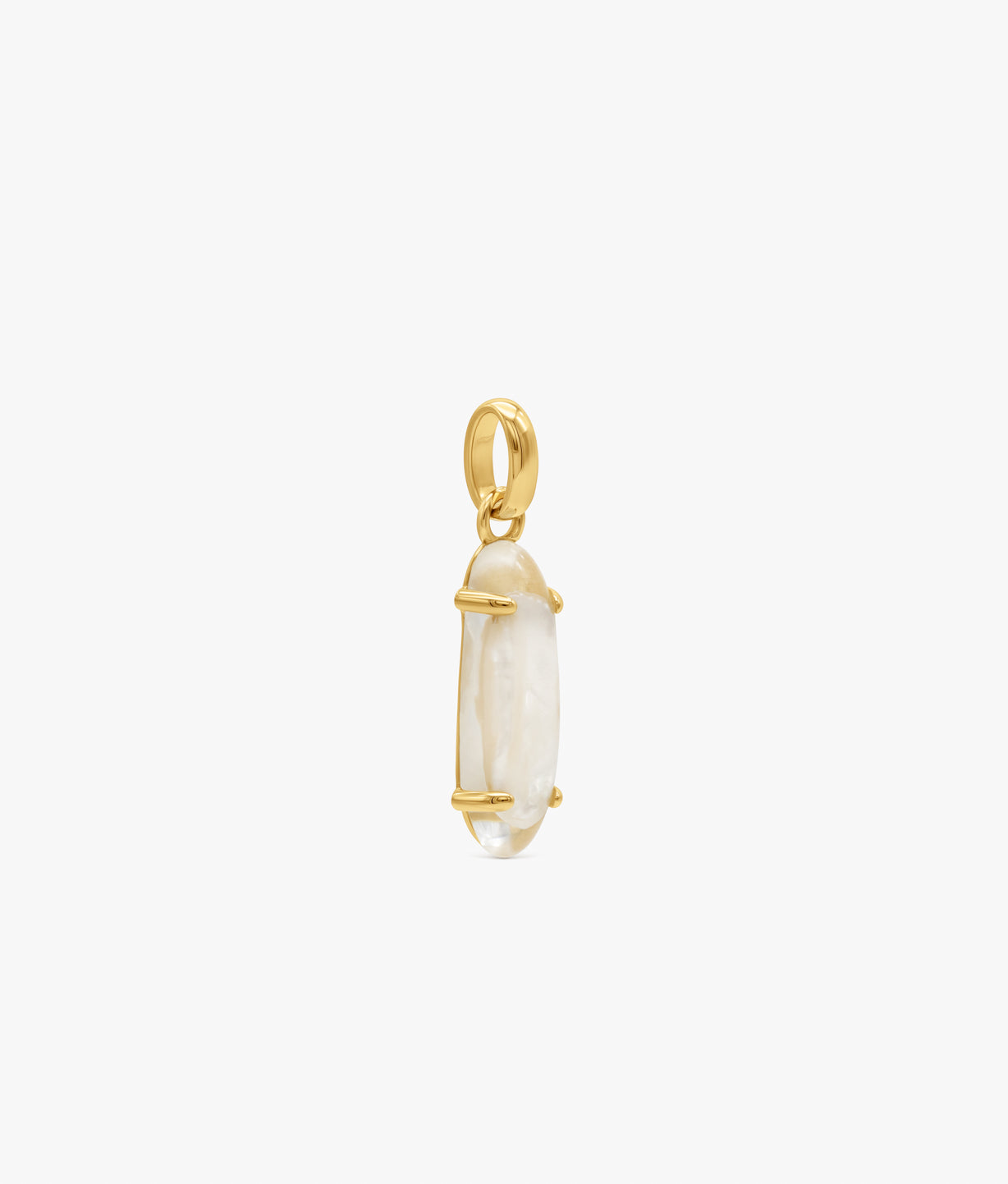 CHARM DE PERLA NATURAL ENCAPSULADA BAÑADO EN ORO