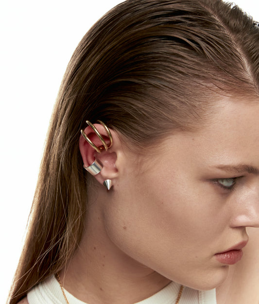 Ear cuff llamativo de plata de ley