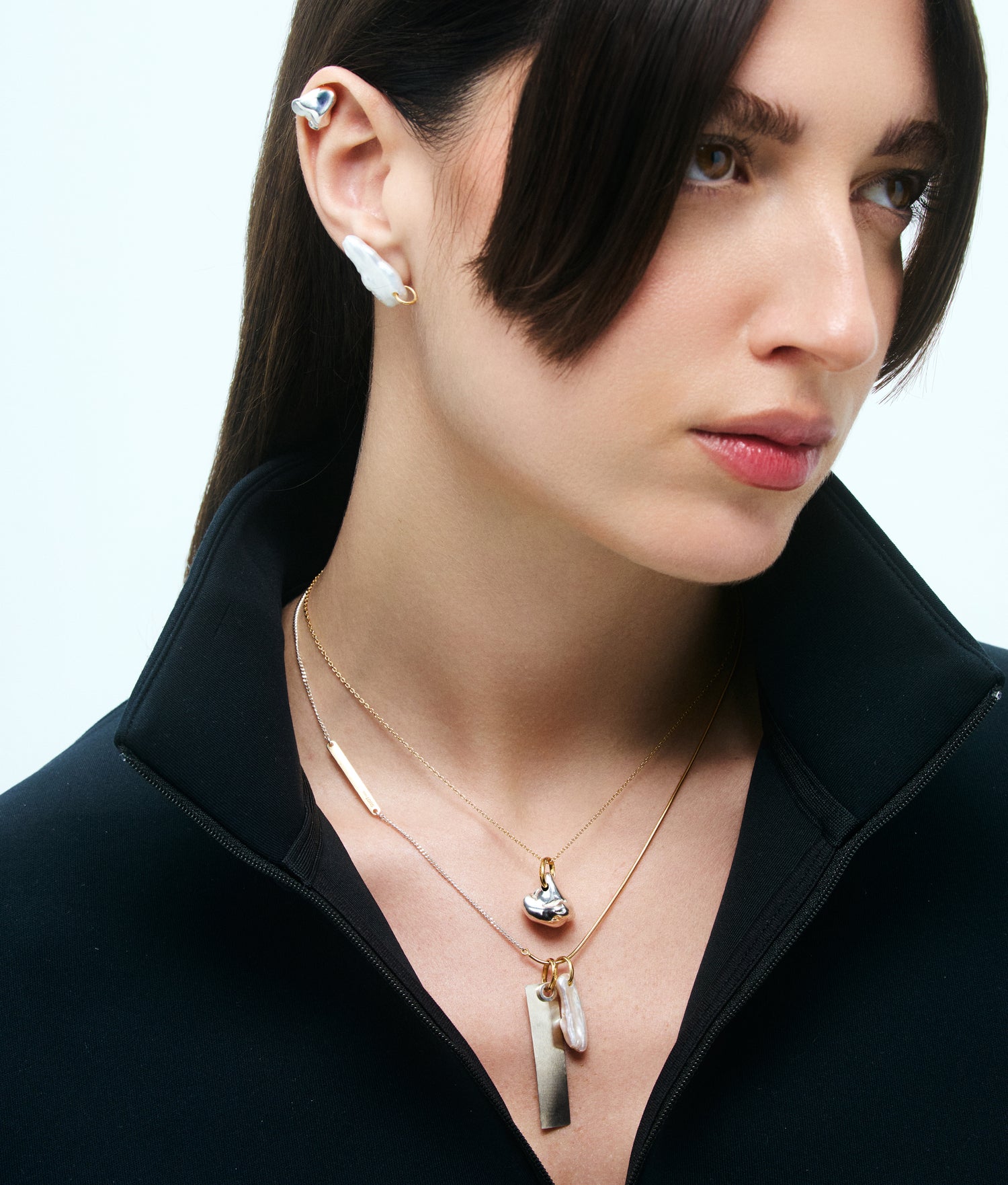 Collar de dos cadenas bimetal con charms (85cm) 