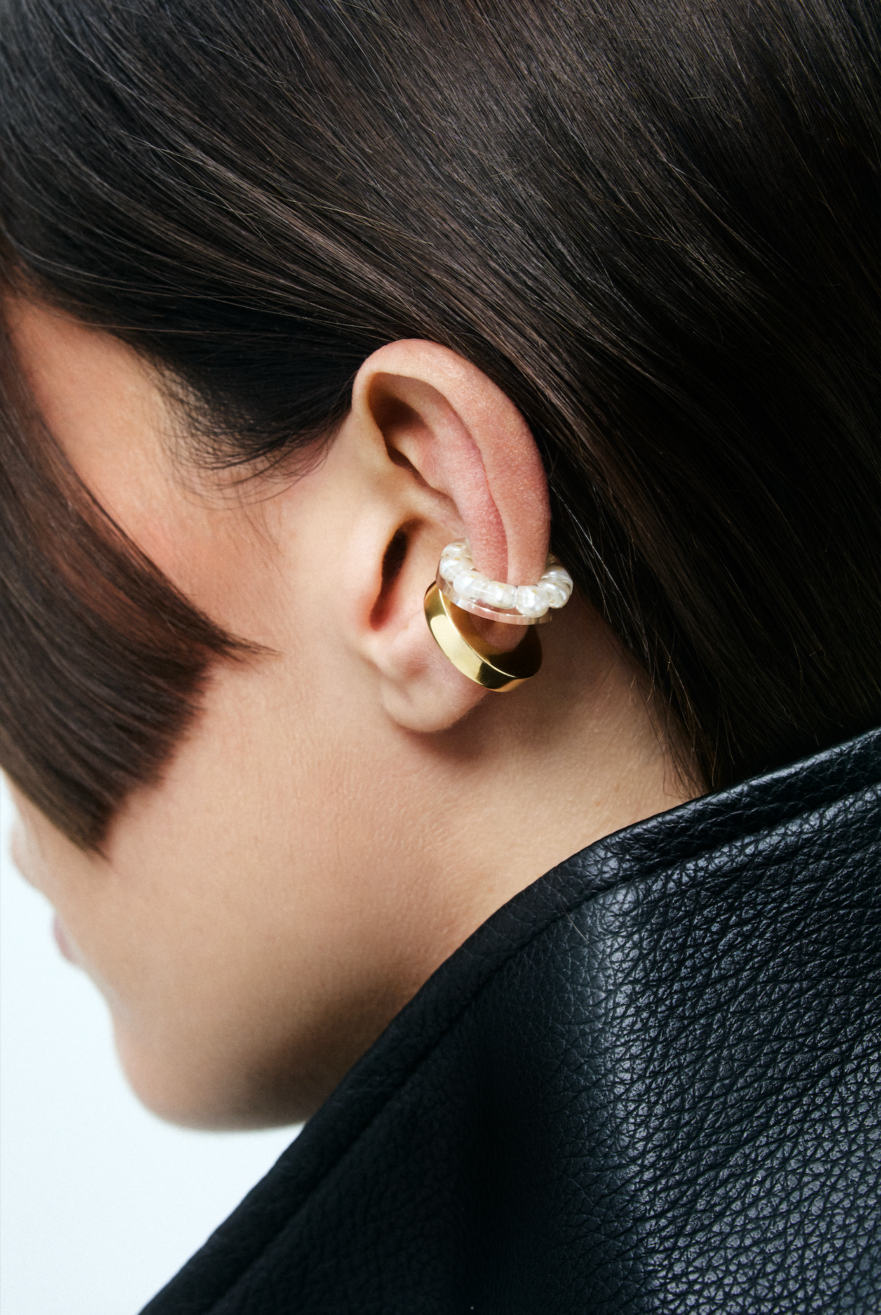 Encapsulated Pearls Half Tubular Ear Cuff