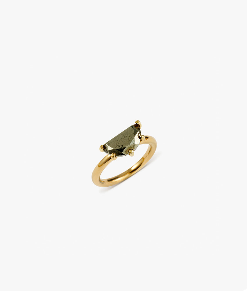 Pirita Half Cut Round Ring