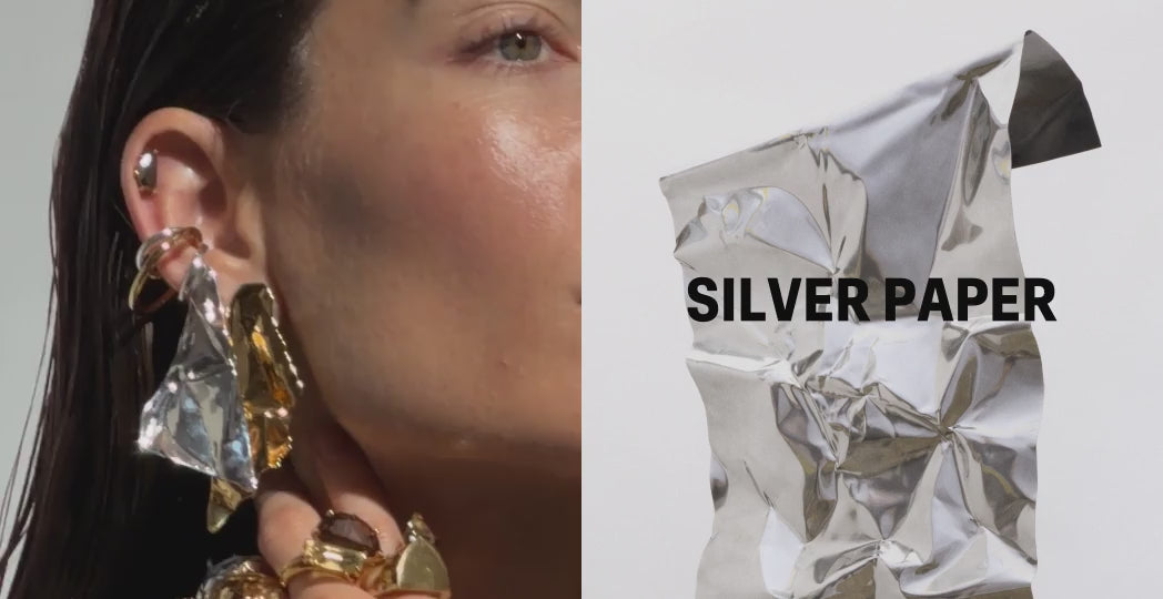 SILVER_PAPER_home_desk_1048x540_v1015.mp4