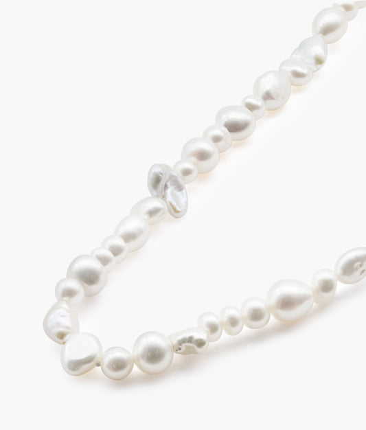Naked Pearls Necklace